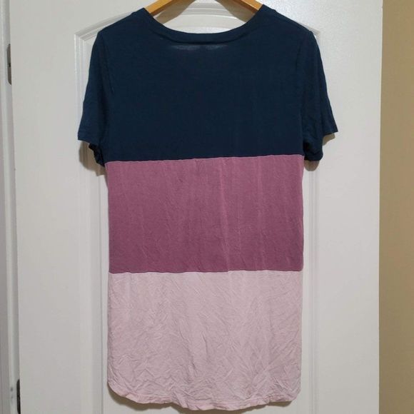 Amaryllis Womens Top | Navy & Pink Color Block Tee - Picture 2 of 4